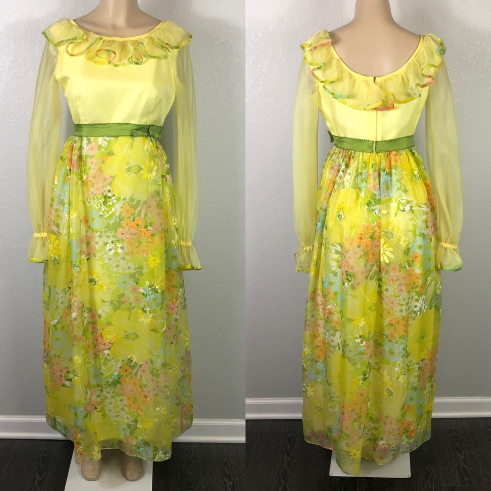 Vintage 1970โs Sylvia Ann Dress